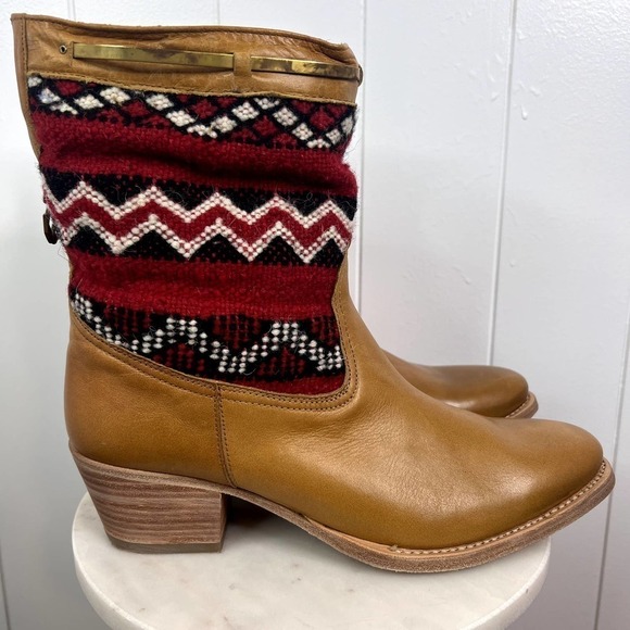 NIB Cobra Society Otto Ankle Boots in Red Madder Root Kilim SZ 42 - Picture 1 of 9